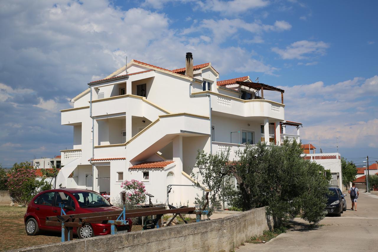 Lambasa Apartma *