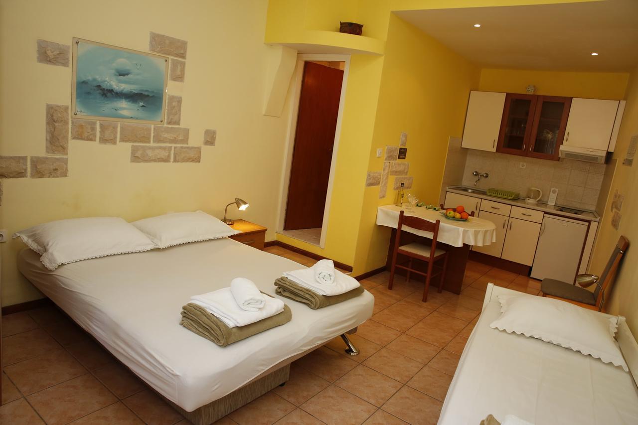 Apartma Lambasa *
